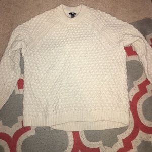 A small oversized wool white sweater!